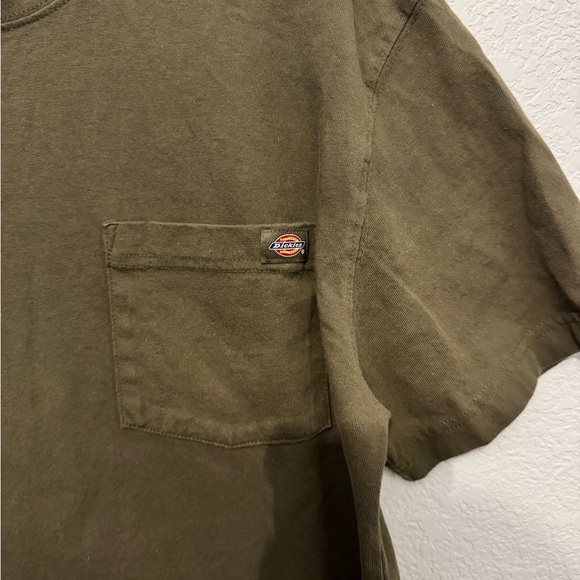 Dickies Men's Short Sleeve Tee in Olive - Picture 2 of 4